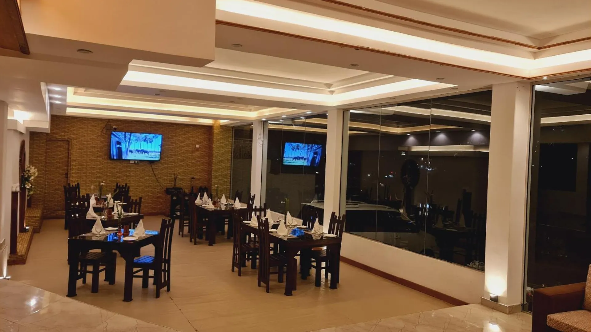 Top Rich Hotel Nuwara Eliya
