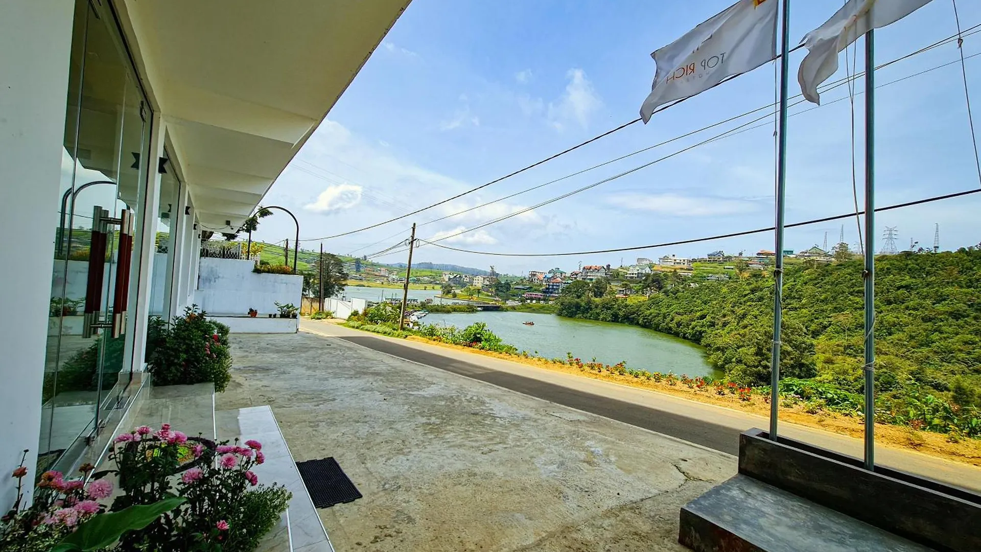 Top Rich Hotel Nuwara Eliya